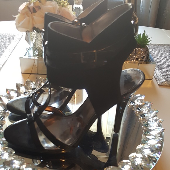 NIB Marc Fisher Sashay Black Multi Heels Sz.10 - Picture 4 of 5